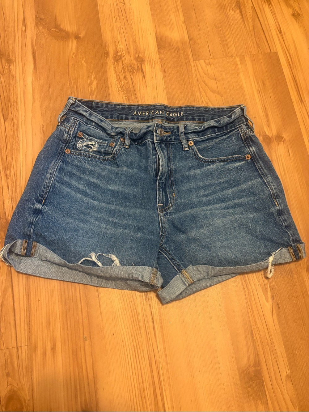 American Eagle shorts size 6